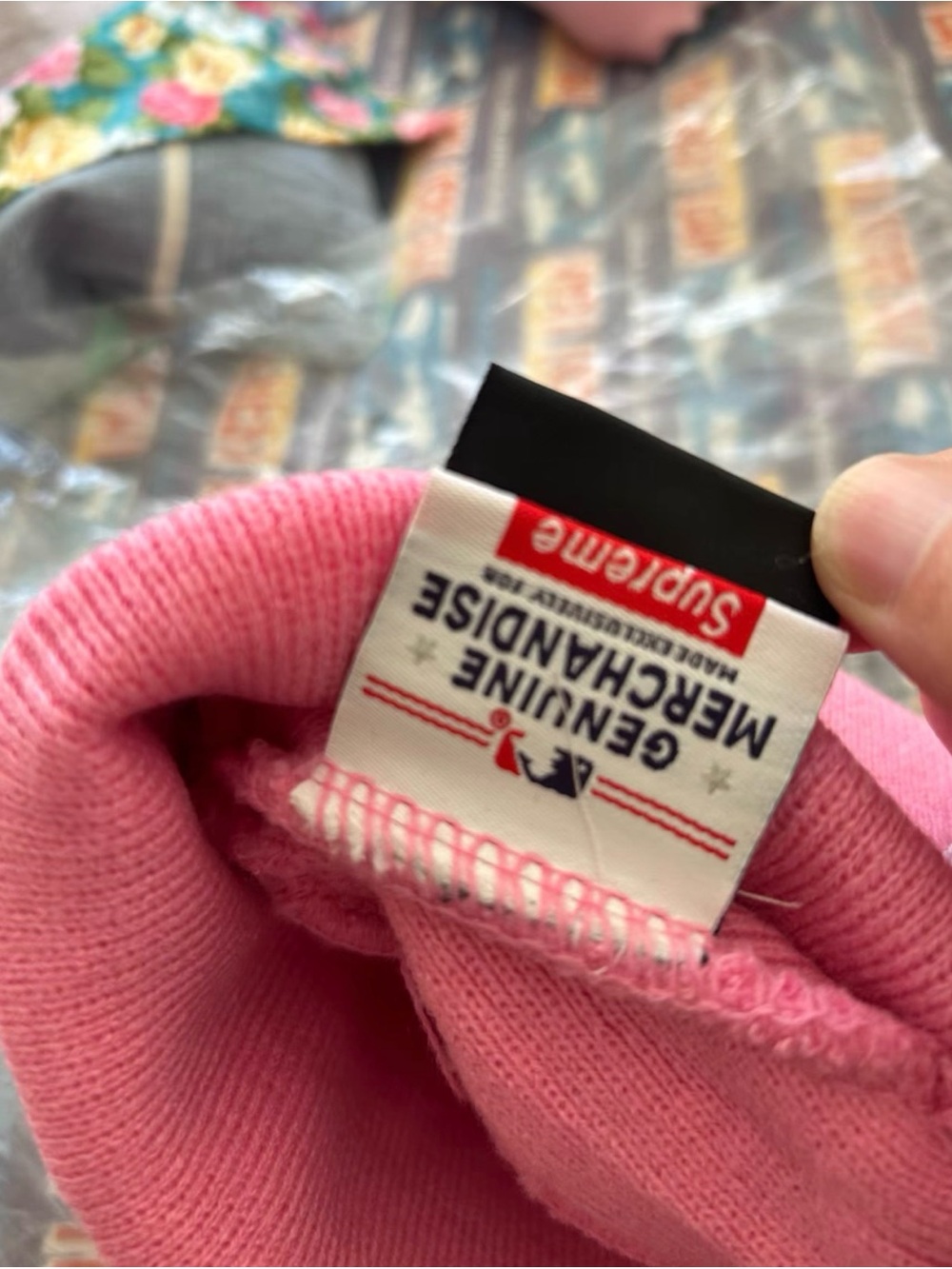 Supreme Pink Knit Beanie with White NY Logos - Picture 5 of 7